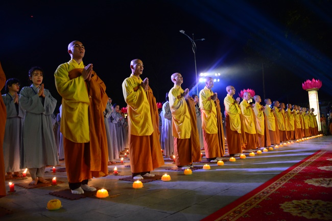 Impressed Amitabha Buddha’s birthday Ceremony
