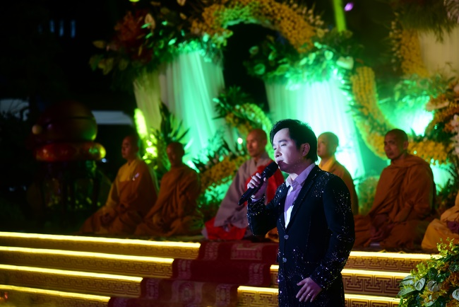 Impressed Amitabha Buddha’s birthday Ceremony