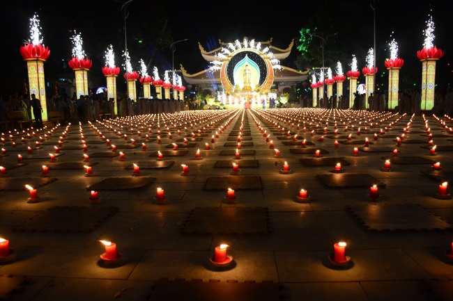Impressed Amitabha Buddha’s birthday Ceremony