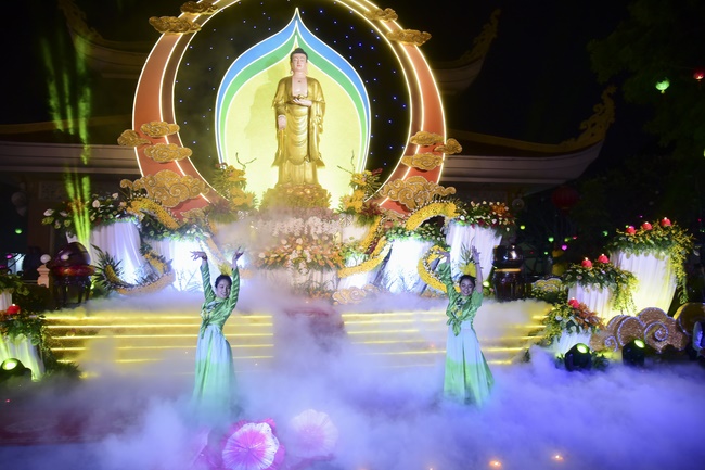 Impressed Amitabha Buddha’s birthday Ceremony