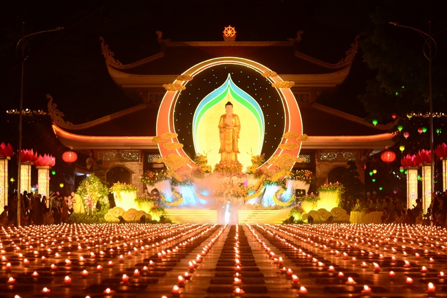 Impressed Amitabha Buddha’s birthday Ceremony
