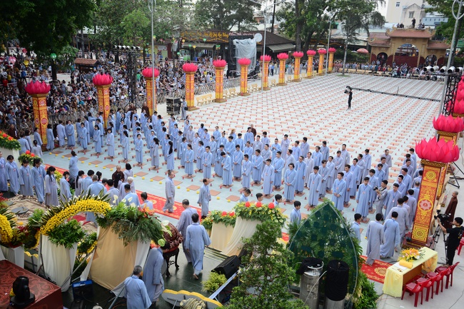 Impressed Amitabha Buddha’s birthday Ceremony