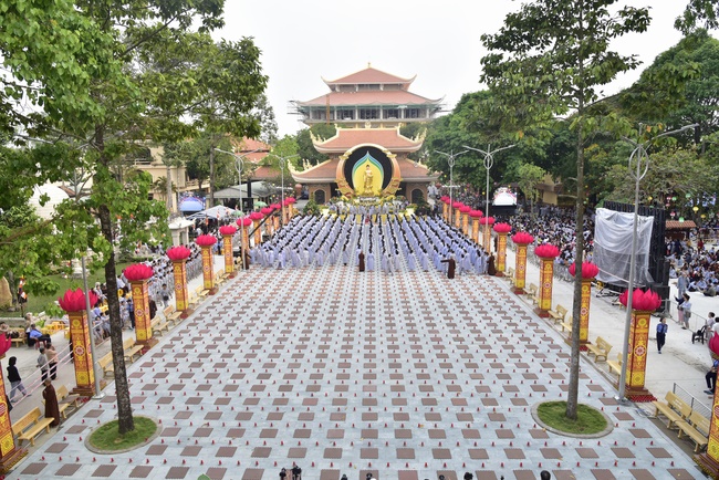 Impressed Amitabha Buddha’s birthday Ceremony