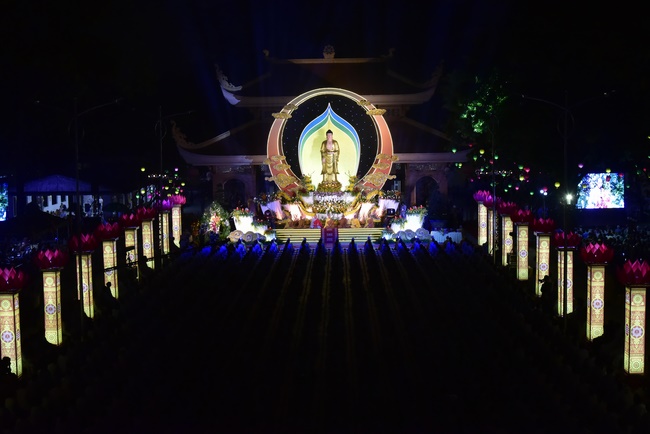 Impressed Amitabha Buddha’s birthday Ceremony