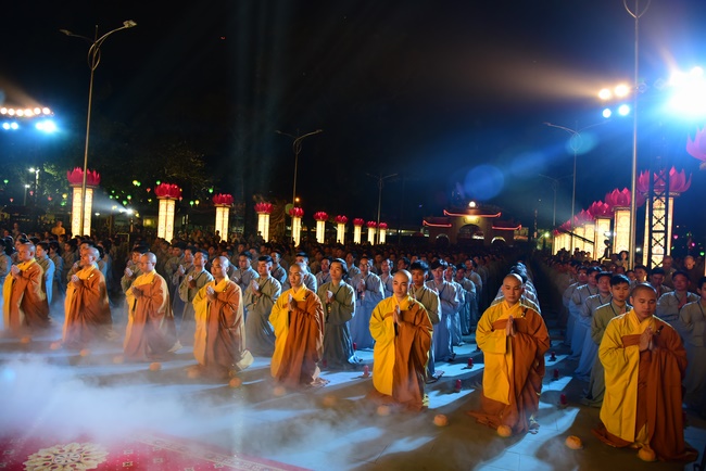 Impressed Amitabha Buddha’s birthday Ceremony