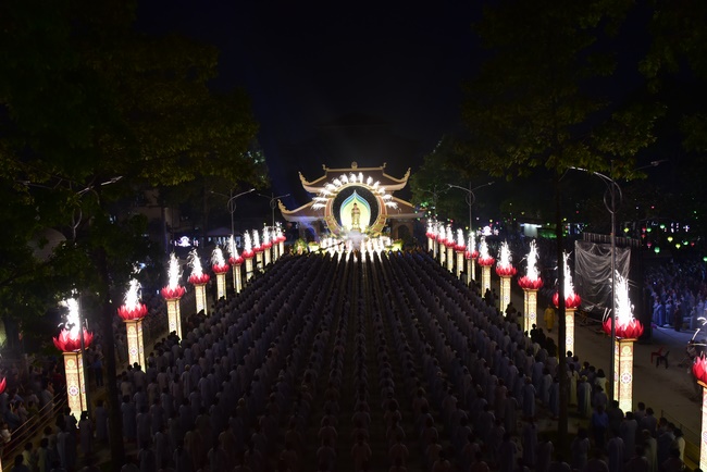 Impressed Amitabha Buddha’s birthday Ceremony