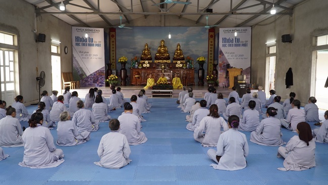 The 2nd day - The 9th retreat  “Learning Practice as the Buddha's teachings” at Dong Cao Pagoda
