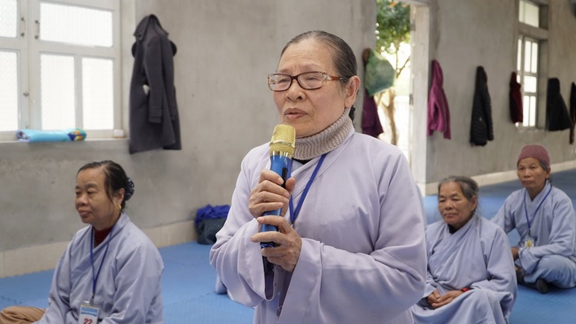 The 2nd day - The 9th retreat  “Learning Practice as the Buddha's teachings” at Dong Cao Pagoda