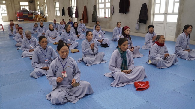 The 2nd day - The 9th retreat  “Learning Practice as the Buddha's teachings” at Dong Cao Pagoda