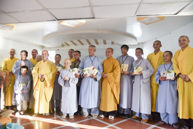 Freeing creatures on Van Phat yacht in Can Tho