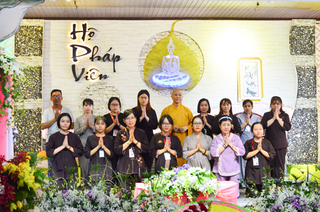 Kỷ niệm thành lập nhóm Hộ Pháp lần thứ 8