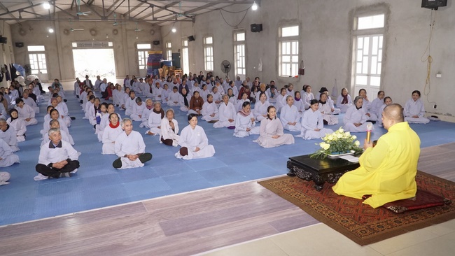 One-day Retreat at Dong Cao Pagoda