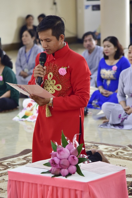 The Wedding Ceremony at the pagoda