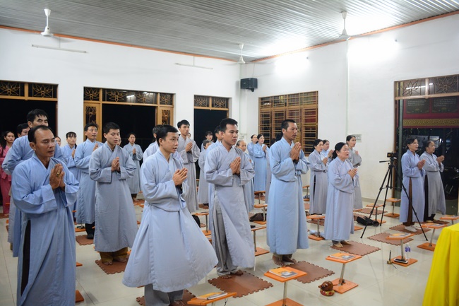 Repentant Ceremony at Dang Phap Pagoda, Binh Phuoc