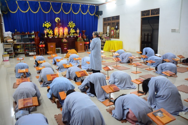 Repentant Ceremony at Dang Phap Pagoda, Binh Phuoc