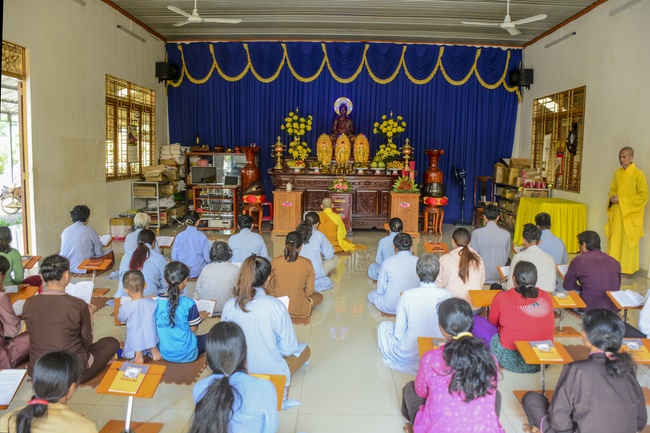 Repentant Ceremony at Dang Phap Pagoda, Binh Phuoc
