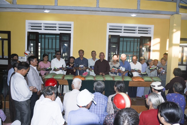 The 6th Day - charity trip in Thua Thien Hue