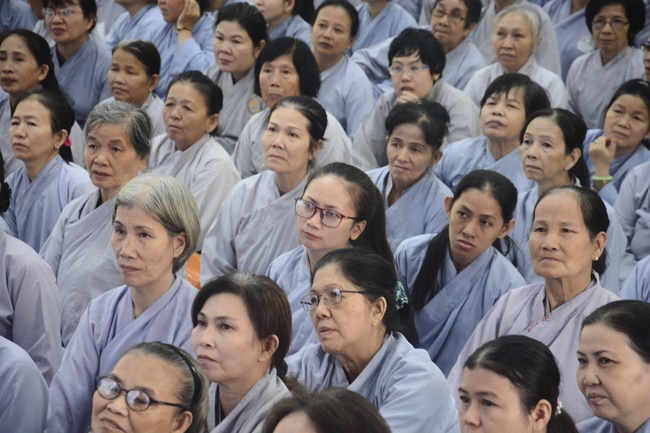 Tu niệm Phật một ngày