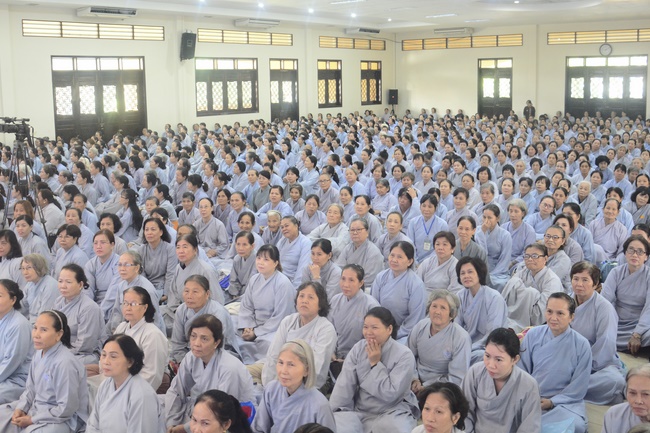 Tu niệm Phật một ngày