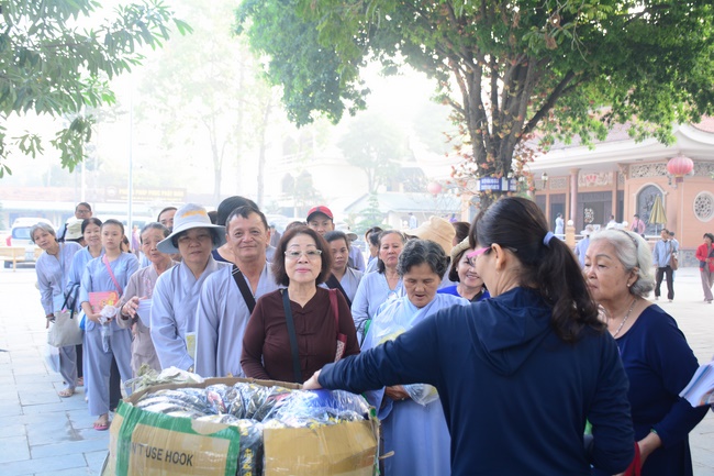 Tu niệm Phật một ngày