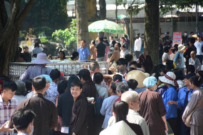 Tu niệm Phật một ngày