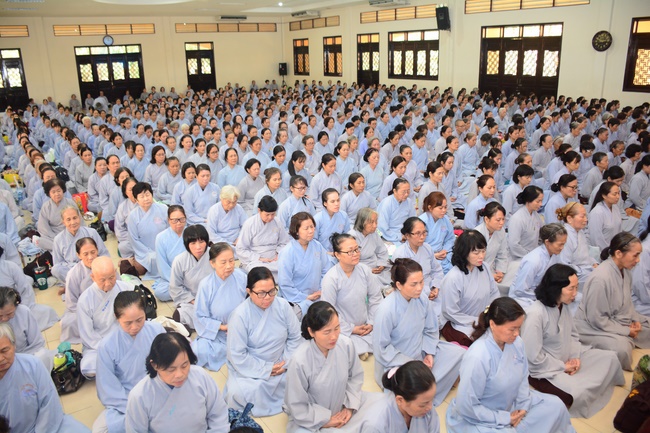 Tu niệm Phật một ngày