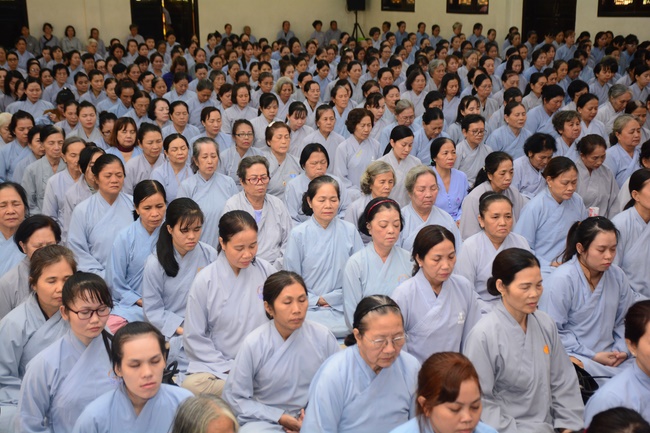 Tu niệm Phật một ngày