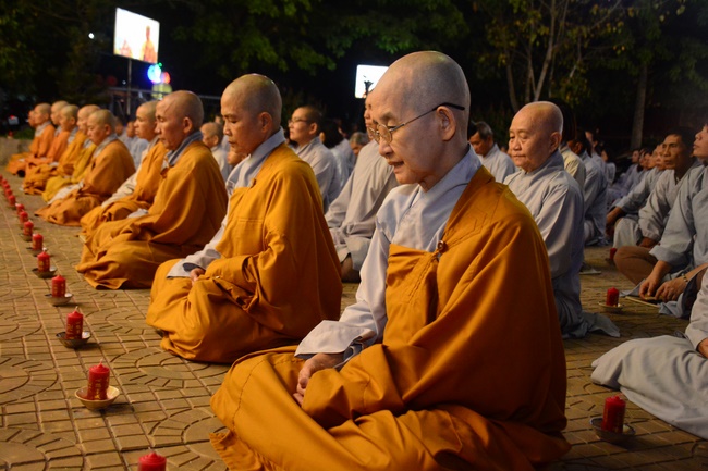 Flower Lantern festival on Amitabha Buddha 's Birthday at Long Hoa Pagoda – Long An