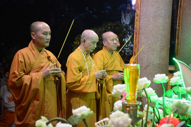 Flower Lantern festival on Amitabha Buddha 's Birthday at Long Hoa Pagoda – Long An