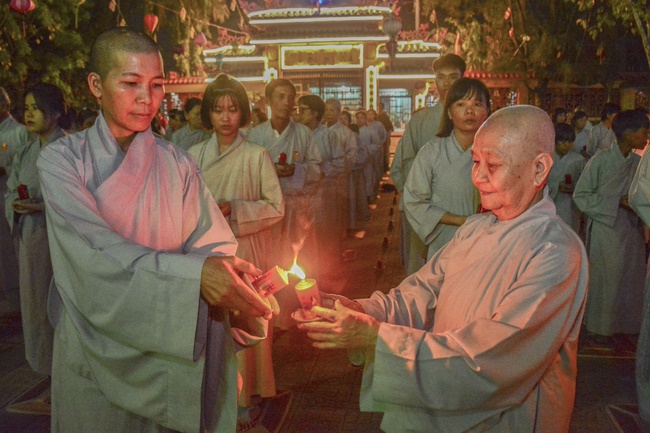 Flower Lantern festival on Amitabha Buddha 's Birthday at Long Hoa Pagoda – Long An