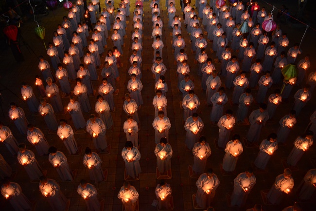 Flower Lantern festival on Amitabha Buddha 's Birthday at Long Hoa Pagoda – Long An