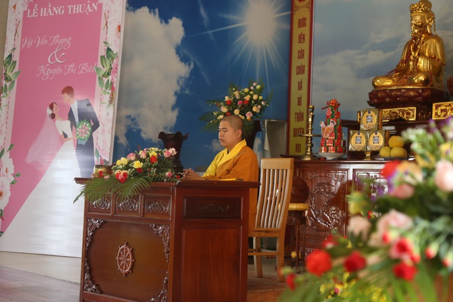 The wedding ceremony at Dong Cao Pagoda – Thanh Hoa province