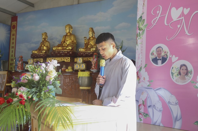 The wedding ceremony at Dong Cao Pagoda – Thanh Hoa province