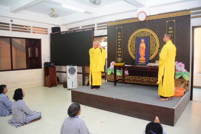 Opening the 92nd  Seven-Day Retreat