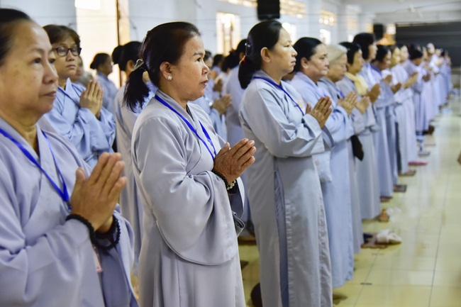 Opening the 92nd  Seven-Day Retreat