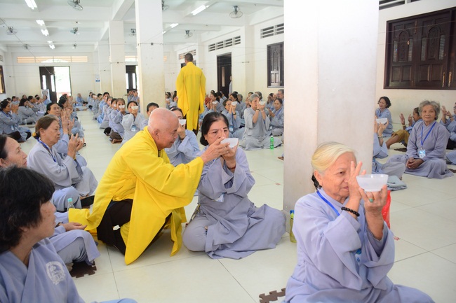 Opening the 92nd  Seven-Day Retreat