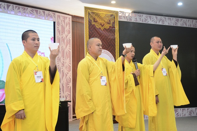 Opening the 92nd  Seven-Day Retreat