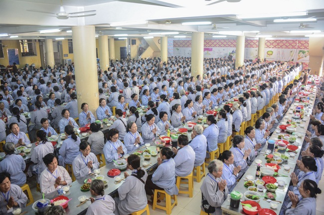 Opening the 92nd  Seven-Day Retreat