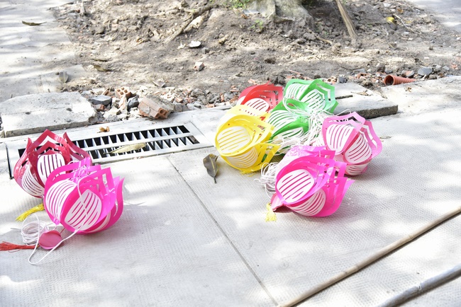 Công tác chuẩn bị đêm hoa đăng kỷ niệm đức Phật A-di-đà (phần 1)