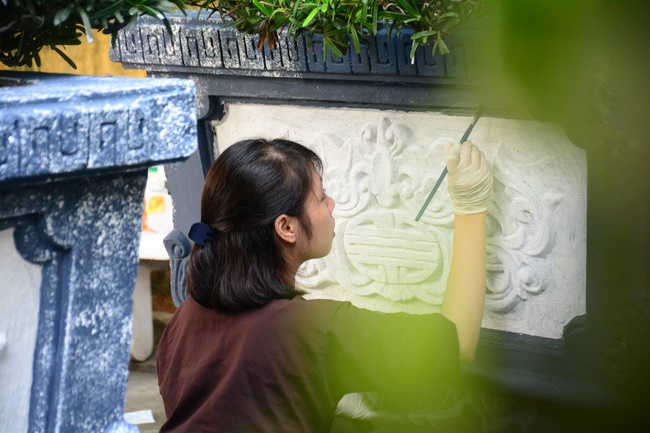 Công tác chuẩn bị đêm hoa đăng kỷ niệm đức Phật A-di-đà (phần 1)