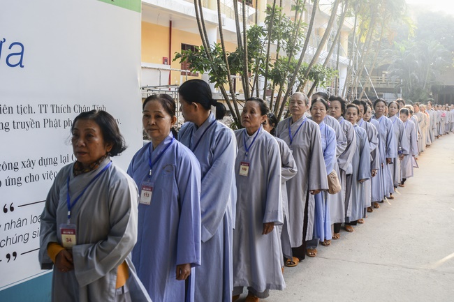 Dharma Talk “Maintaining Body and Mind” –  The 93rd Seven-Day Retreat