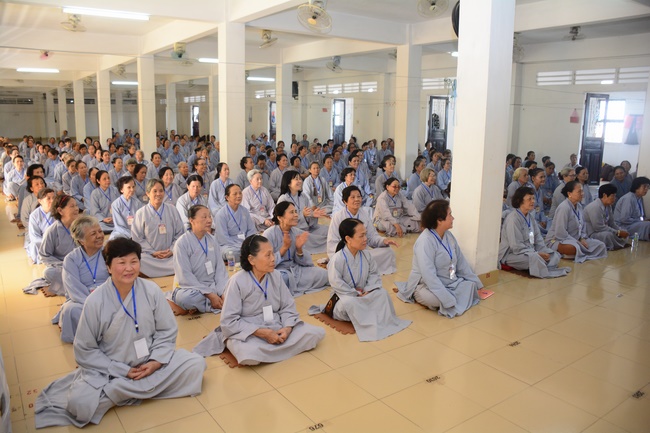 Dharma Talk “Maintaining Body and Mind” –  The 93rd Seven-Day Retreat