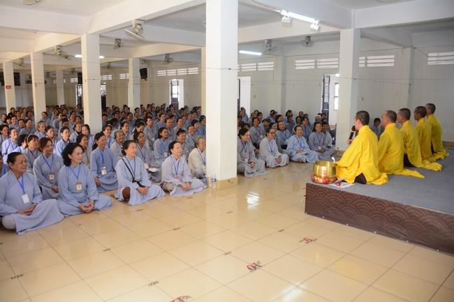 Dharma Talk “Maintaining Body and Mind” –  The 93rd Seven-Day Retreat