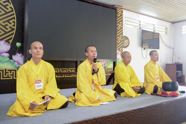 Dharma Talk “Maintaining Body and Mind” –  The 93rd Seven-Day Retreat