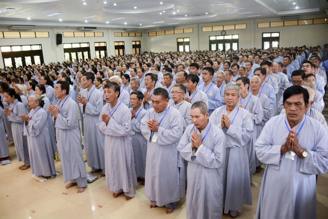 Dharma Talk “Maintaining Body and Mind” –  The 93rd Seven-Day Retreat