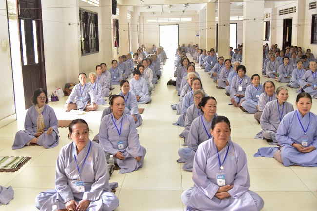 Dharma Talk “Maintaining Body and Mind” –  The 93rd Seven-Day Retreat