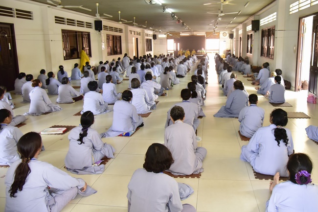 Dharma Talk “Maintaining Body and Mind” –  The 93rd Seven-Day Retreat