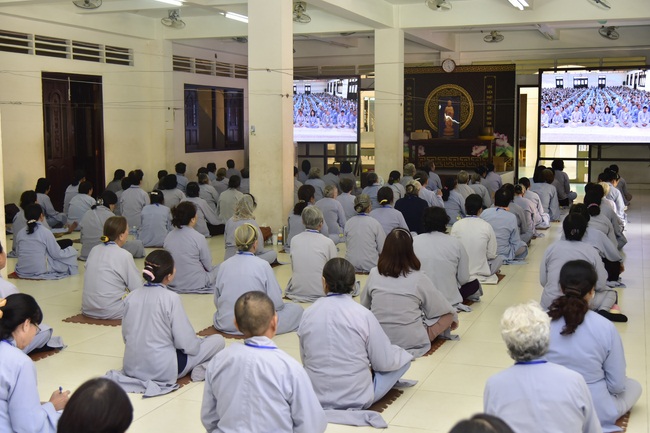 Dharma Talk “Buiding a Pureland at Here” –  The 93rd Seven-Day Retreat