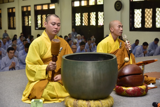 Dharma Talk “Buiding a Pureland at Here” –  The 93rd Seven-Day Retreat