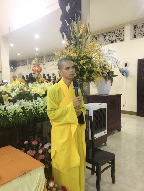 Các phái đoàn Phật tử thăm và chúc Tết